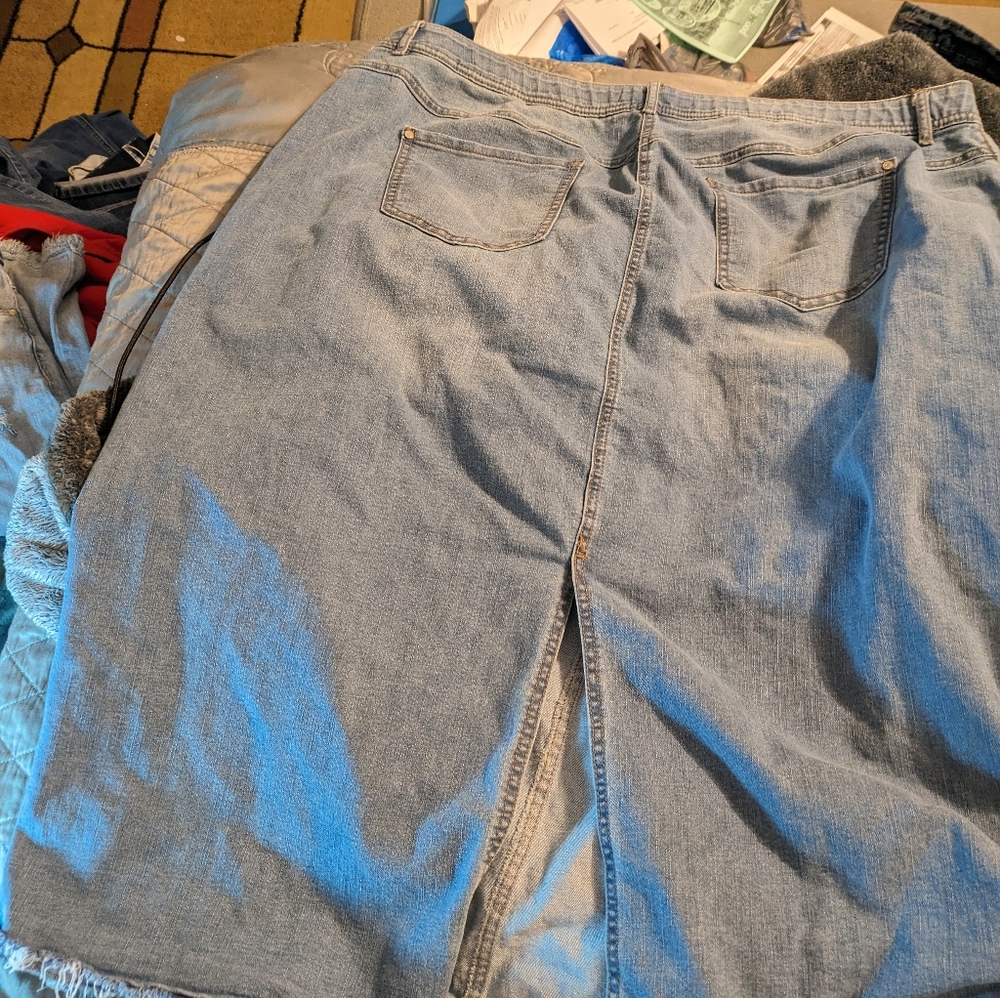 Women's denim skirt sz 24 w